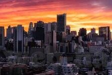 国产麻豆剧果冻传媒视频小偷-国产麻豆剧新风尚，小心网络小偷搅局